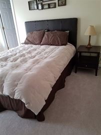 Great Full Size Bed with End Table