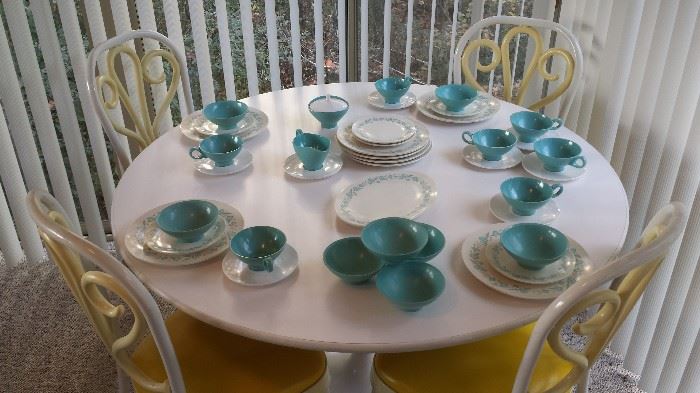 Boonton Melmac dishes on an awesome MCM table with 4 chairs