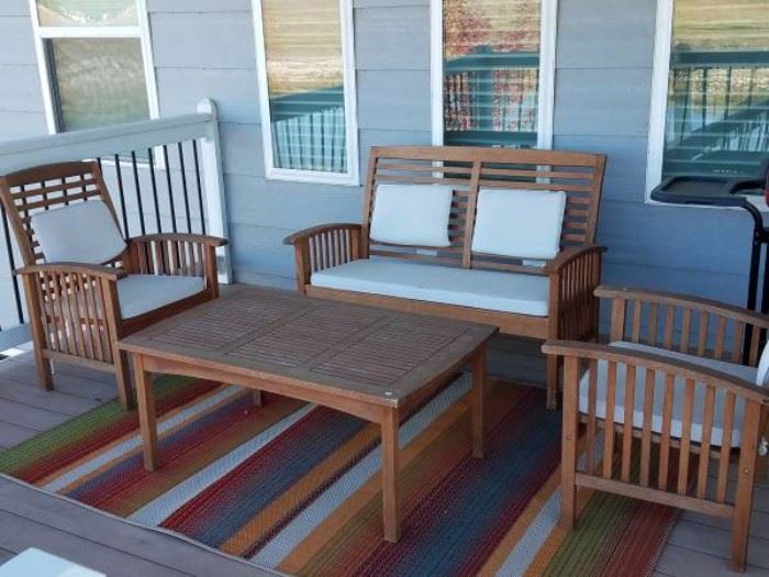 Outdoor set for the deck