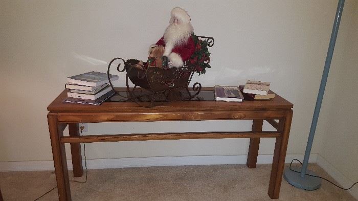 Foyer/Couch Table, Santa, Sleigh