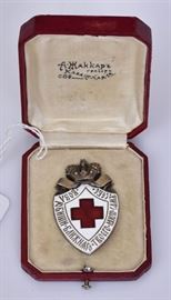 Russian Imperial Enamel Silver Medal	
Medical
33 mm
in a fitted box   Bid on-line November 10th -15th at www.fairfieldauction.com