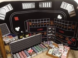 Poker Chips And Accessories 