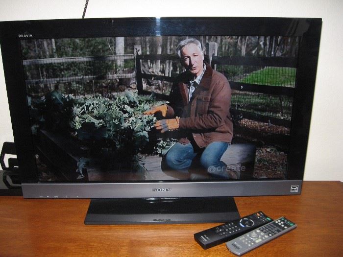 Sony 32" Flat Screen TV...
