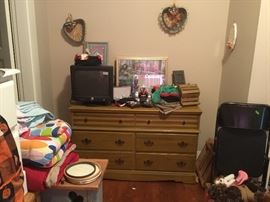 Dresser base (0 mirror), small tv, decor items