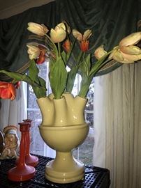 UNIQUE MULTI-STEM FLORAL VASE