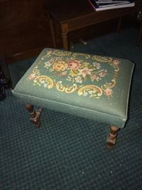 NEEDLEPOINT SMALL WOODEN STOOL