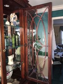 THOMASVILLE CHIPPENDALE MAHOGANY CHINA CABINET 