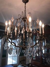 LARGE CRYSTAL CHANDELIER 