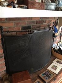 METAL FIREPLACE SCREEN 
