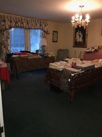 ENTIRE ROOM OF FABRIC AND LINENS