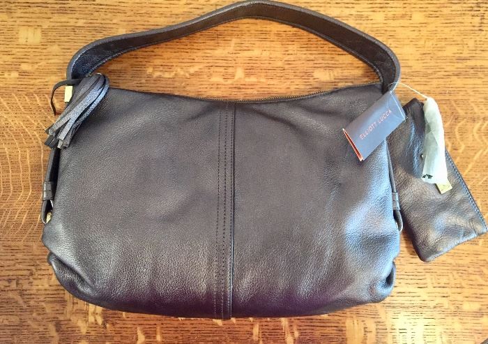 Elliott Lucca leather purse 