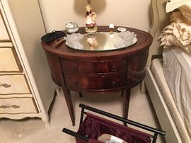 cherry mahogany oval night stand 