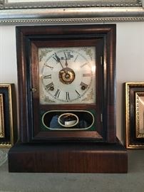 vintage mantel clock 