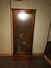 GUN CABINET