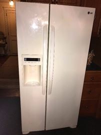 LG REFRIGERATOR