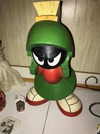 HUGE DISNEY LOONEY TUNES MARVIN THE MARTIAN STANDING STATUE / FIGURINE
