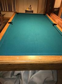 THE PLAYER IMPERIAL INTERNATIONAL POOL TABLE