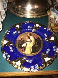 ANTIQUE COLLECTIBLE PLATE