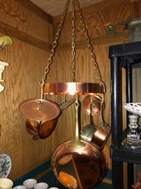 COPPER HANGING RACK WITH COOKWARE
