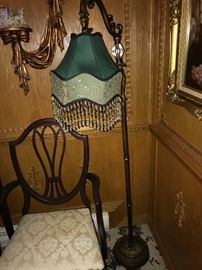 ANTIQUE BRIDGE FLOOR LAMP