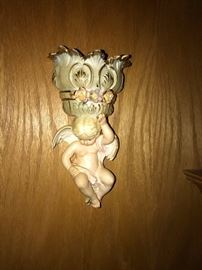 CHERUB WALL HANGING / PLANTER