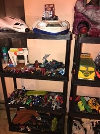 VINTAGE TOYS / ACTION FIGURES