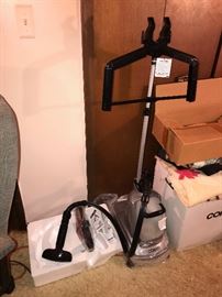 BRAND NEW CLOTHING STEAMER