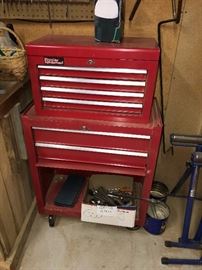 POPULAR MECHANICS METAL TOOL BOX