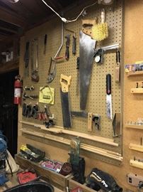 LEVELS / TOOLS / POWER CORDS / SAWS / HAMMERS / SCREWDRIVERS / WRENCHES / VISE