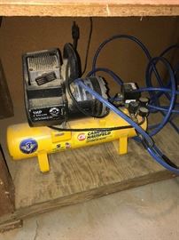 CAMPBELL HAUSFELD 1HP 3GAL AIR COMPRESSOR