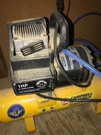 CAMPBELL HAUSFELD 1HP 3GAL AIR COMPRESSOR
