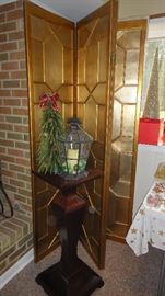 Gold 4 panel screen, plant stand 