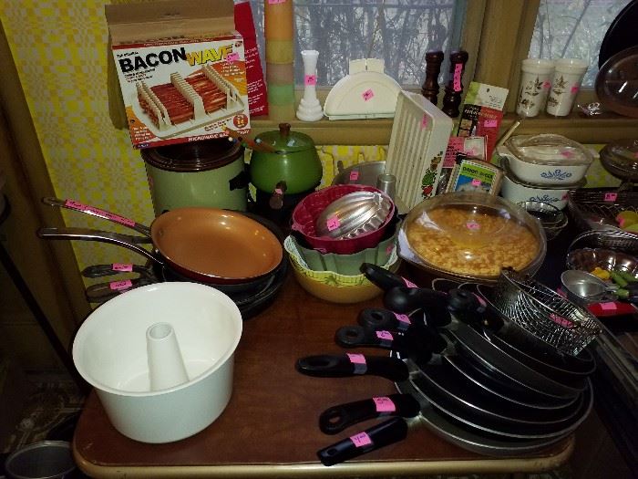 Tons of pans