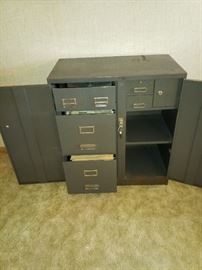 Steel cabinet/ safe