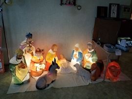 Poloron nativity outdoor Christmas scene