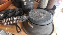 antique waffle maker by Griswold