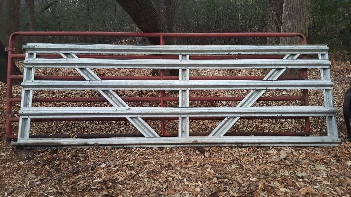 Aluminum & steel gates