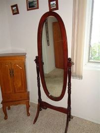 cheval mirror