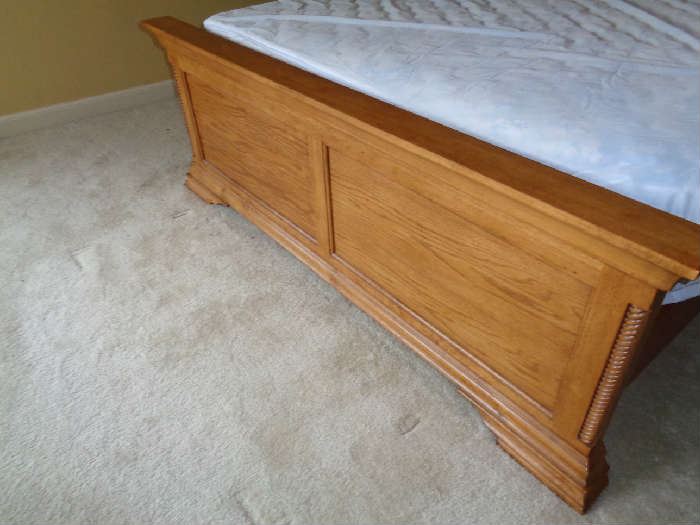 foot board of bed
