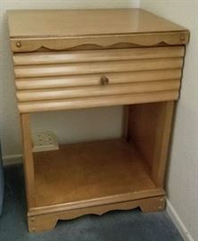 Night Stand (matches the 2 dressers)