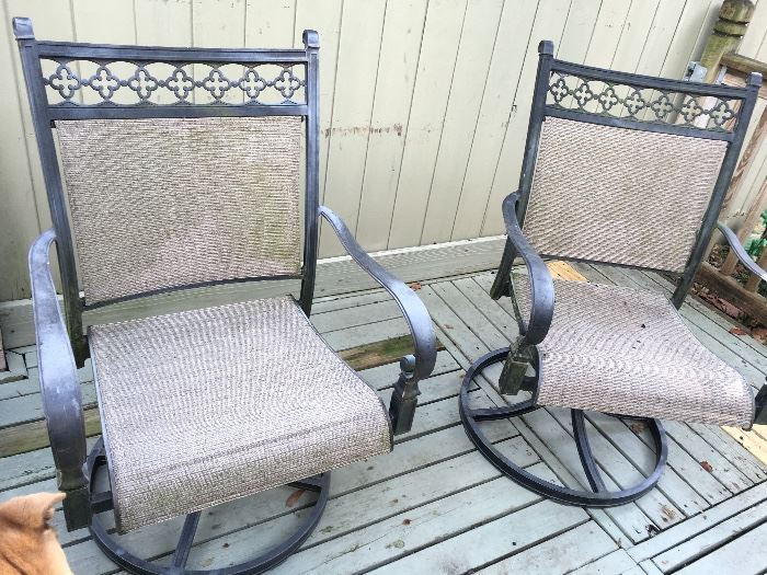 Set of 4 Patio Chairs with Table and Umbrella