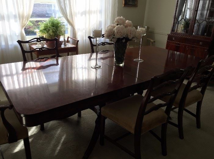 Batesville dining table, leaves and six chairs