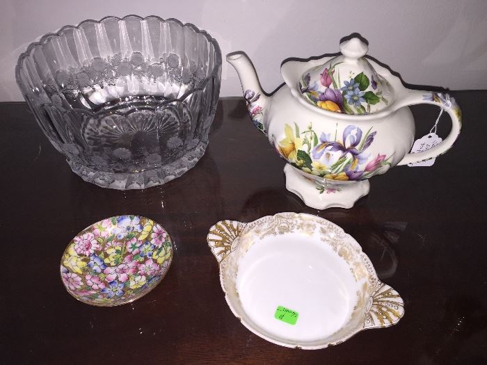 Limoges Handle Plate, Teapot made in England, Pressed Glass