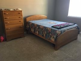 1940's Ash bedroom set - dresser, bed frame and dressing table (another photo)