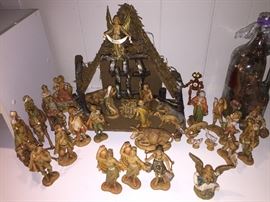 Fontanini nativity set, plus extra pieces ( Italy, Depose)