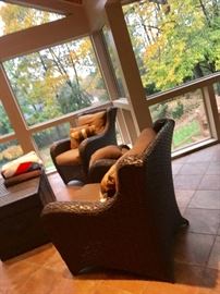 Woven arm chairs w/tan cushions