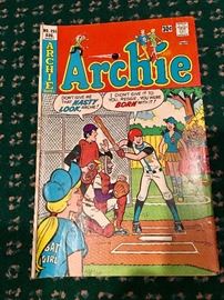 Large collection of vintage comic books