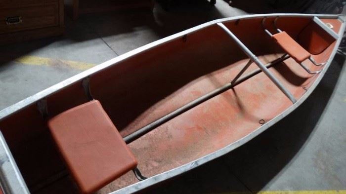 Coleman 15 ft canoe