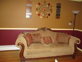 RAYMOUR & FLANIGAN LIVING ROOM SUITE