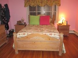 PINE BEDROOM QUEEN SPOTLESS COMPLETE